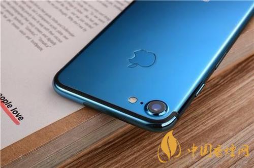 iphone12藍色好看嗎？ iphone12藍色和白色哪個好看？